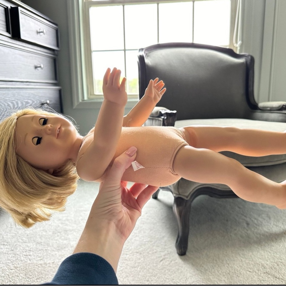 AMERICAN GIRL Kit Doll (in vintage ballerina outfit with wings) - Picture 7 of 8